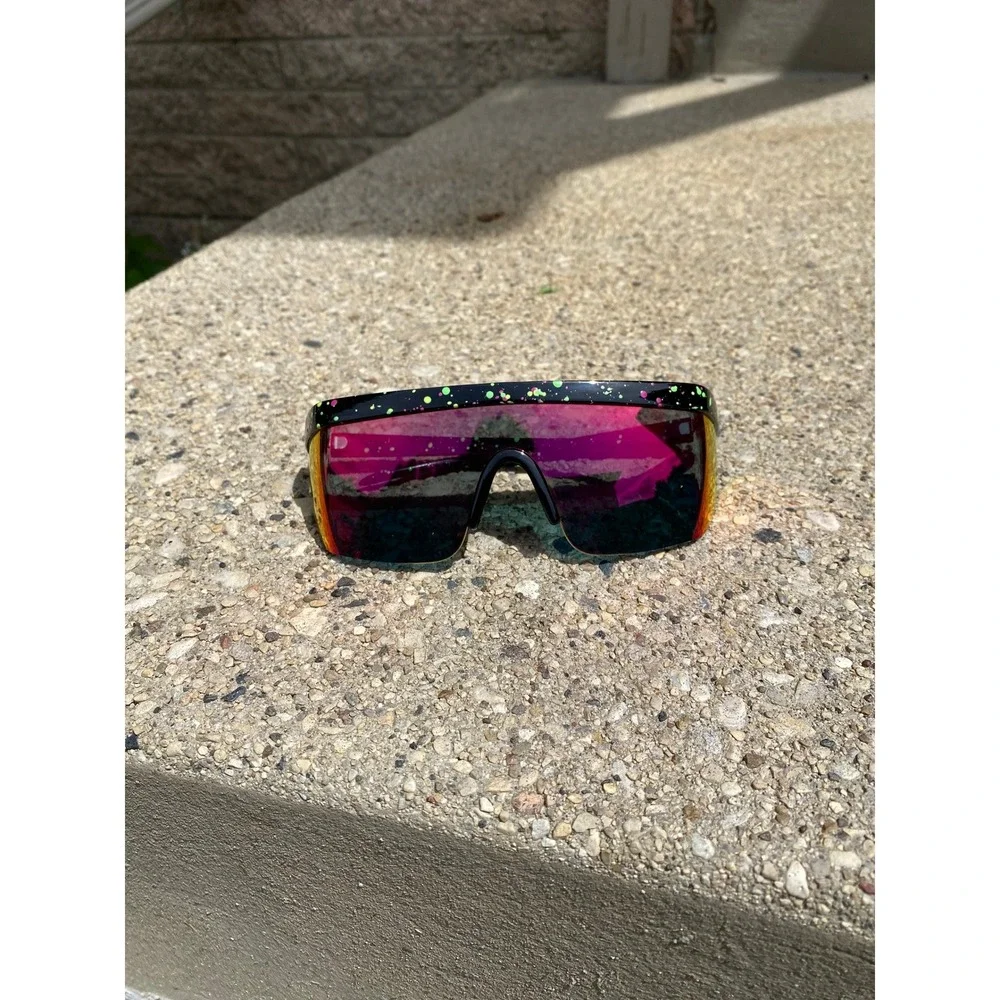 1980s Retro Neon Paint Splatter Wrap Shield Sunglasses Red Mirrored Lens Rave
